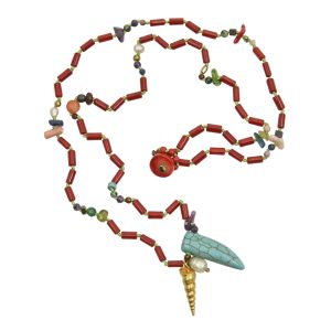 Rosario necklace with cylindrical coral stones, turquoise, and gold-plated silver shell pendant.